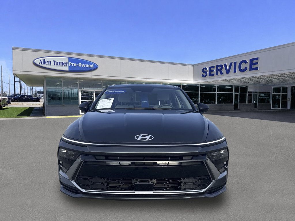 Certified 2025 Hyundai Sonata SEL FWD image 3
