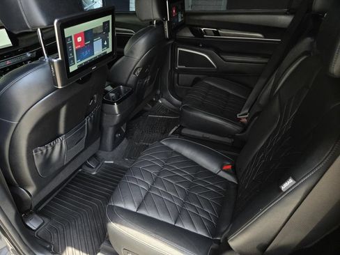 Used 2023 Kia Telluride EX X-Line AWD/4WD image 12