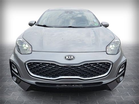 Used 2022 Kia Sportage LX w/ LX AWD Value Edition Package image 2