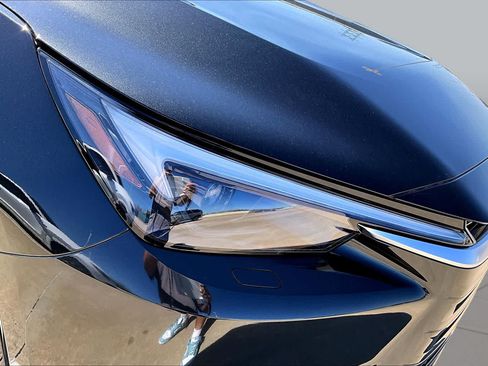 New 2026 Lexus TX 500h AWD image 19