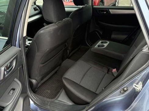 Used 2015 Subaru Outback 2.5i Premium image 9