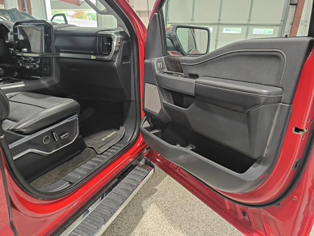 Used 2021 Ford F150 Lariat AWD/4WD image 11