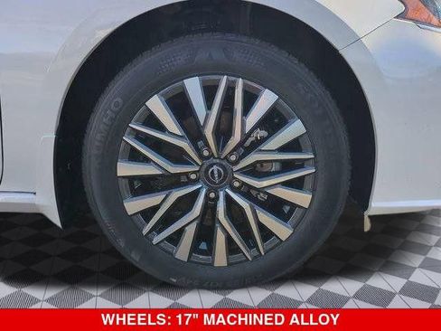 New 2025 Nissan Altima 2.5 SV w/ SV Premium Package FWD image 15