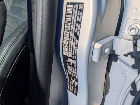 Used 2024 Alfa Romeo Stelvio AWD image 35