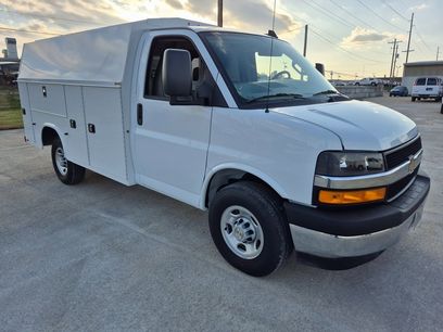 New 2025 Chevrolet Express 3500 w/ Power Convenience Package