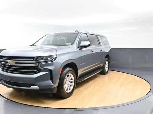 Used 2021 Chevrolet Suburban LT RWD image 4