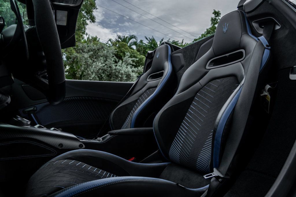 Used 2023 Maserati MC20 Spyder RWD image 16