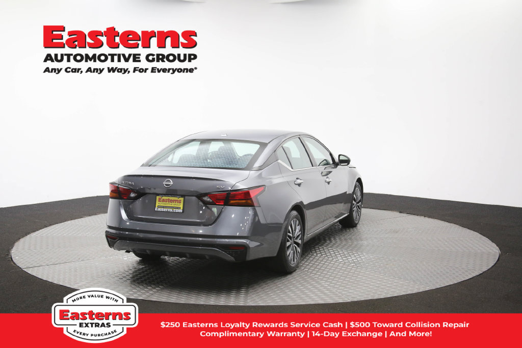Used 2024 Nissan Altima 2.5 SV FWD image 42