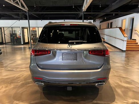 Used 2023 Mercedes-Benz GLS 450 4MATIC w/ AMG Line Exterior image 4