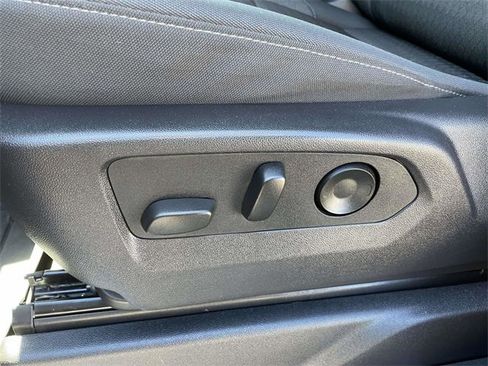 Used 2024 GMC Sierra 1500 Elevation image 16