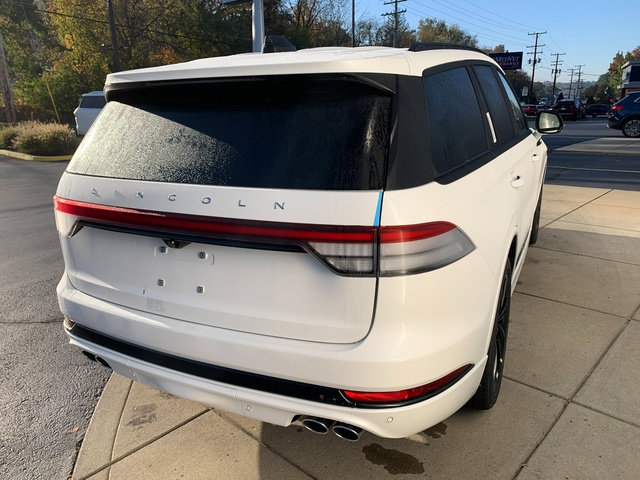New 2027 Lincoln Aviator Reserve AWD/4WD image 6