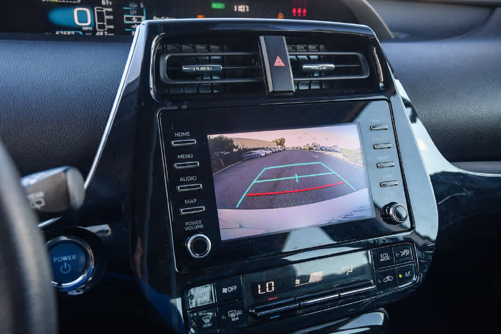 Used 2020 Toyota Prius LE FWD image 20