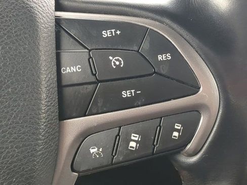 Used 2020 Jeep Grand Cherokee High Altitude image 24