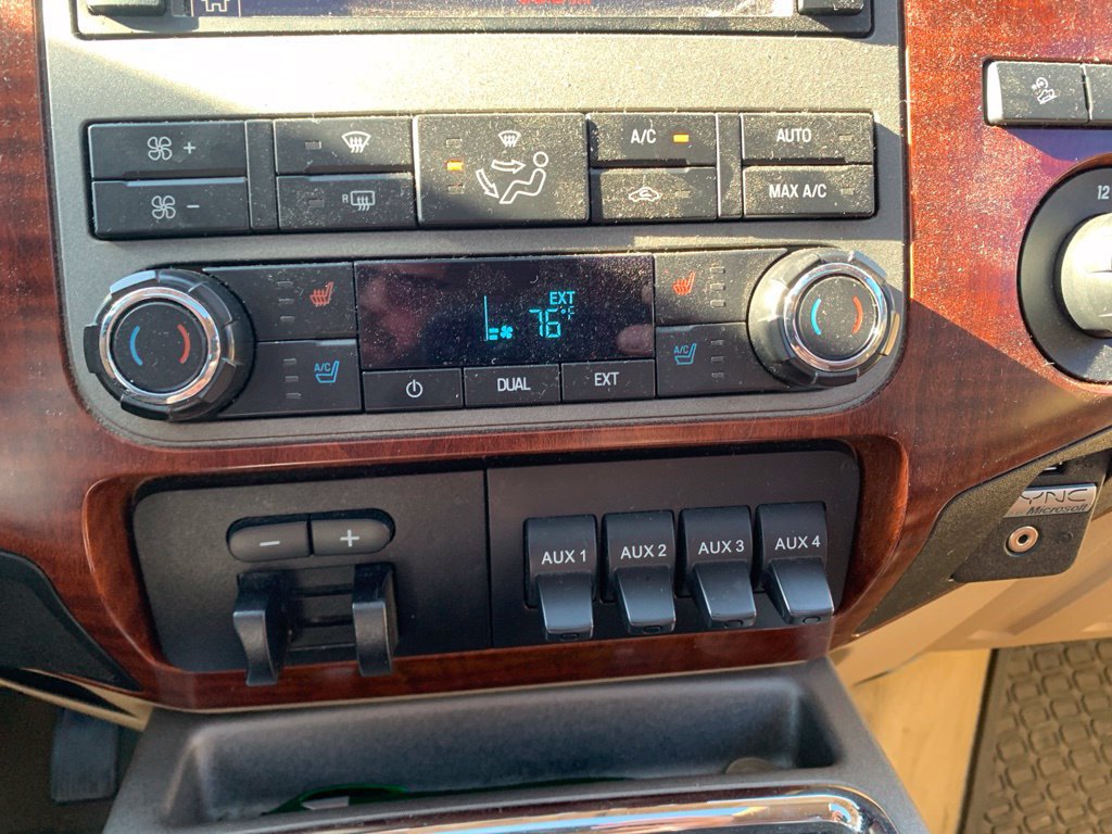 Used 2011 Ford F350 King Ranch w/ King Ranch w/Chrome Pkg AWD/4WD image 52