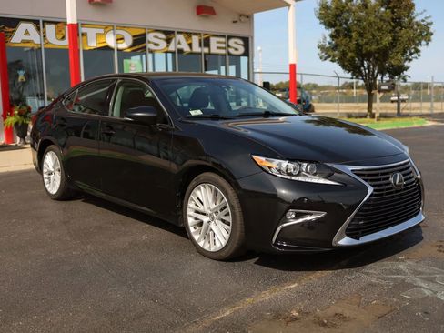 Used 2016 Lexus ES 350 image 3