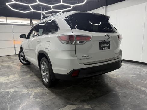 Used 2015 Toyota Highlander Limited Platinum image 7