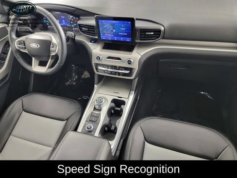 Certified 2023 Ford Explorer XLT w/ Equipment Group 202A AWD/4WD image 35