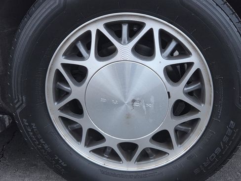 Used 2004 Buick Le Sabre Limited image 34