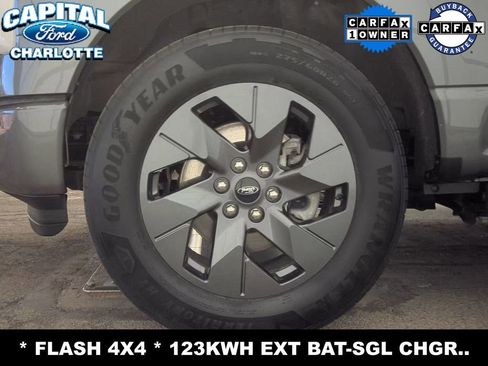 Used 2025 Ford F150 Lightning Flash image 9