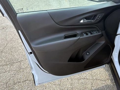Certified 2024 Chevrolet Equinox LT w/ LPO, Floor Liner Package FWD image 16