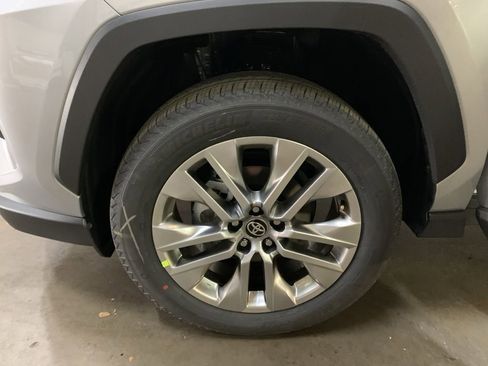 New 2025 Toyota RAV4 Limited image 30