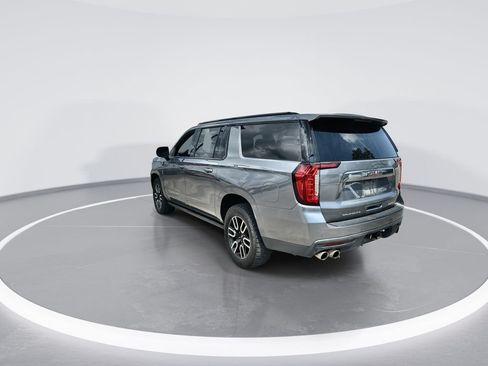 Used 2022 GMC Yukon XL AT4 AWD/4WD image 6