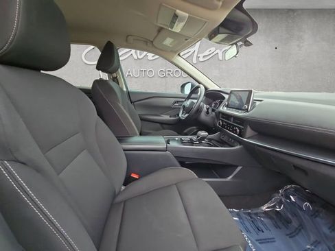 Used 2025 Nissan Rogue S FWD image 24