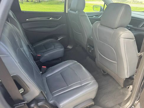 Used 2021 Buick Enclave Essence FWD image 21