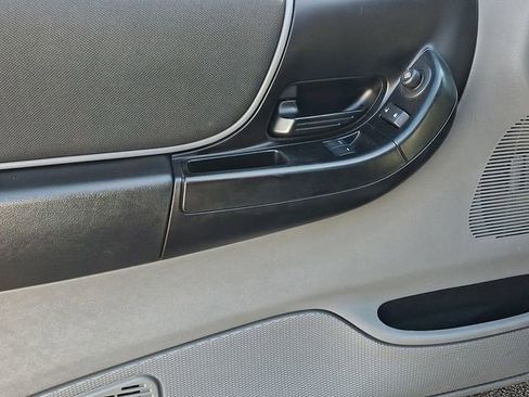 Used 2011 Ford Ranger XLT image 13