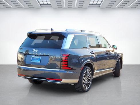 Certified 2026 Hyundai Palisade Calligraphy AWD/4WD image 12