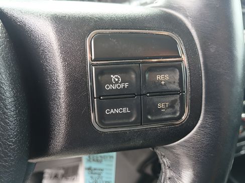 Used 2016 Jeep Wrangler Unlimited Sahara w/ Connectivity Group AWD/4WD image 21