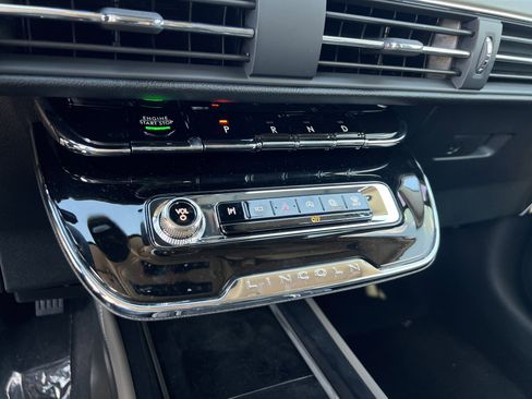 New 2025 Lincoln Corsair FWD w/ Equipment Group 101A image 20