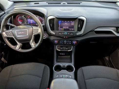 Used 2023 GMC Terrain SLE w/ Driver Convenience Package image 10