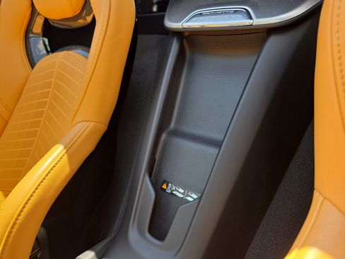 Used 2021 Chevrolet Corvette Stingray Preferred Cpe w/ Z51 Performance Package RWD image 27