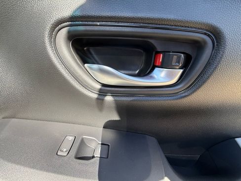 New 2026 Honda HR-V LX image 37