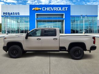 New 2026 Chevrolet Silverado 2500 ZR2 AWD/4WD video 3