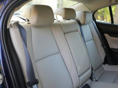 Used 2021 MAZDA MAZDA3 s image 25