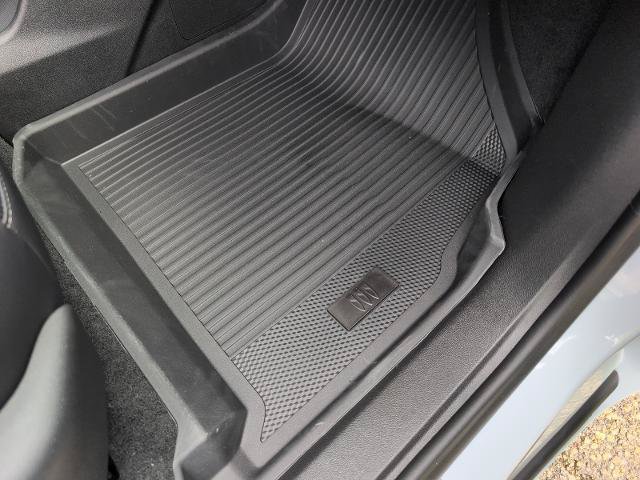 New 2026 Buick Enclave Avenir w/ Super Cruise Package FWD image 13