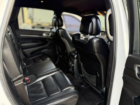 Used 2018 Jeep Grand Cherokee Limited RWD image 21