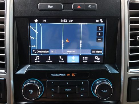 Used 2016 Ford F150 Lariat image 34