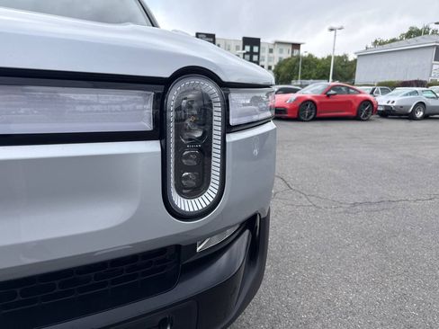 Used 2022 Rivian R1S Launch Edition AWD/4WD image 25