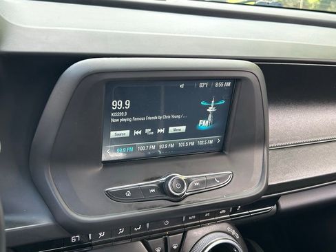 Used 2017 Chevrolet Camaro LT RWD image 23