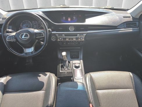 Used 2016 Lexus ES 350 w/ Accessory Package 2 FWD image 11