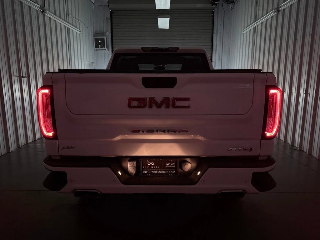 Used 2023 GMC Sierra 1500 AT4 AWD/4WD image 9
