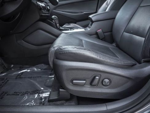 Used 2016 Hyundai Tucson Limited w/ Option Group 03 FWD image 11