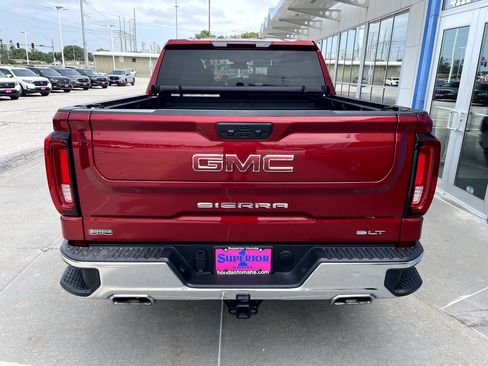 Used 2024 GMC Sierra 1500 SLT w/ SLT Premium Package AWD/4WD image 3