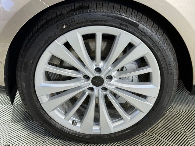 New 2026 Land Rover Range Rover SE AWD/4WD image 14