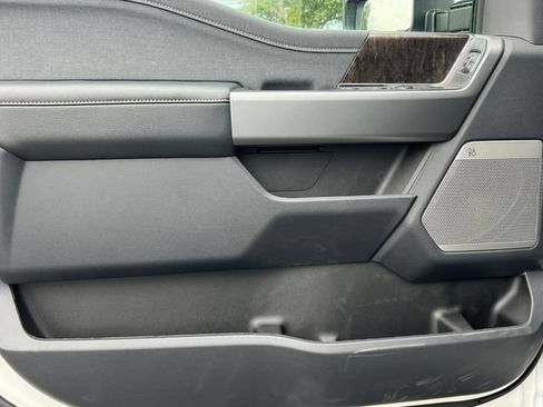 New 2026 Ford F550 4x4 Crew Cab image 13