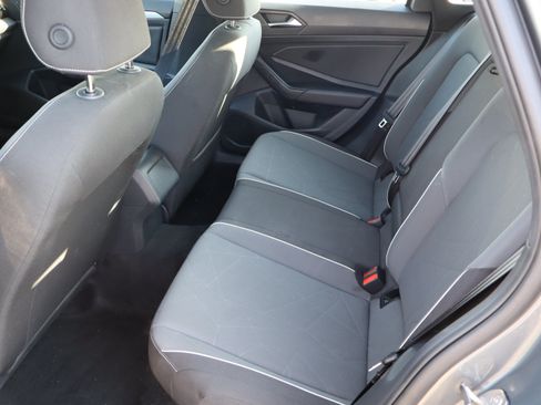 Used 2025 Volkswagen Jetta Sport FWD image 30