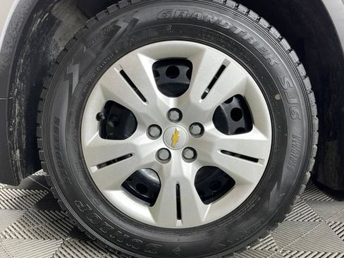 Used 2016 Chevrolet Trax LS w/ LPO, Protection Package FWD image 10